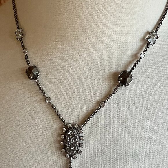 KENDRA SCOTT - Liesl Y-Necklace - Quartz, Pyrite, Apatite, Amethyst -- Like New - Picture 3 of 8